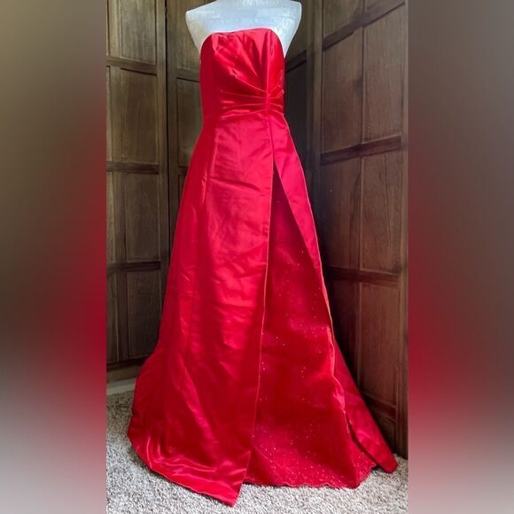 Poly USA Red Satin Evening Gown/Pageant/Prom Dress.